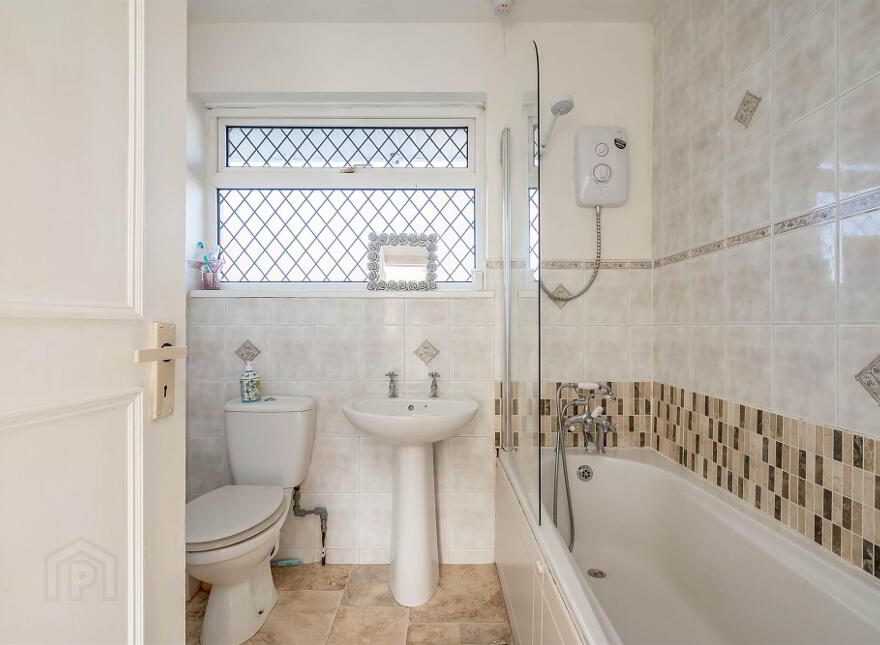 23 Lancedean Road, Belfast, BT6 9QP
