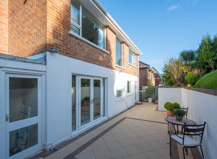 23 Lancedean Road, Belfast, BT6 9QP