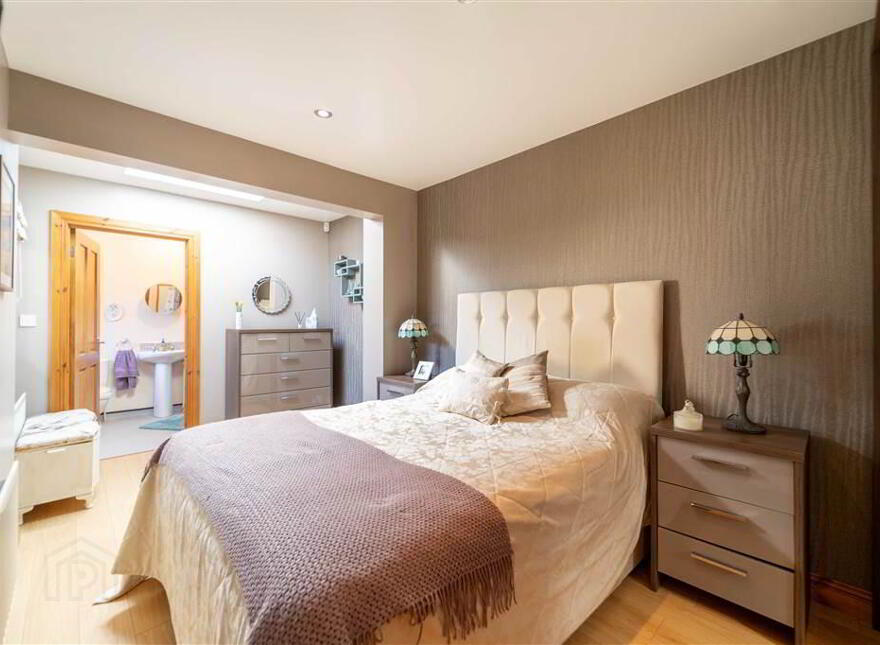 51 Towerview Crescent, Bangor, BT19 6AZ