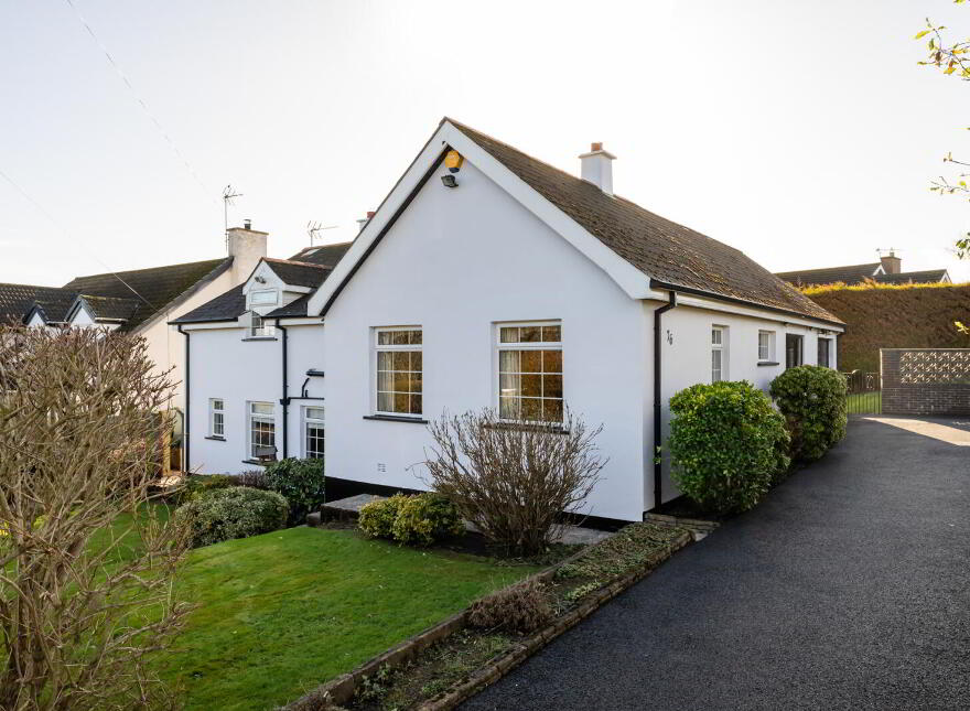 76 Ballymacormick Road, Bangor, BT19 6AD photo