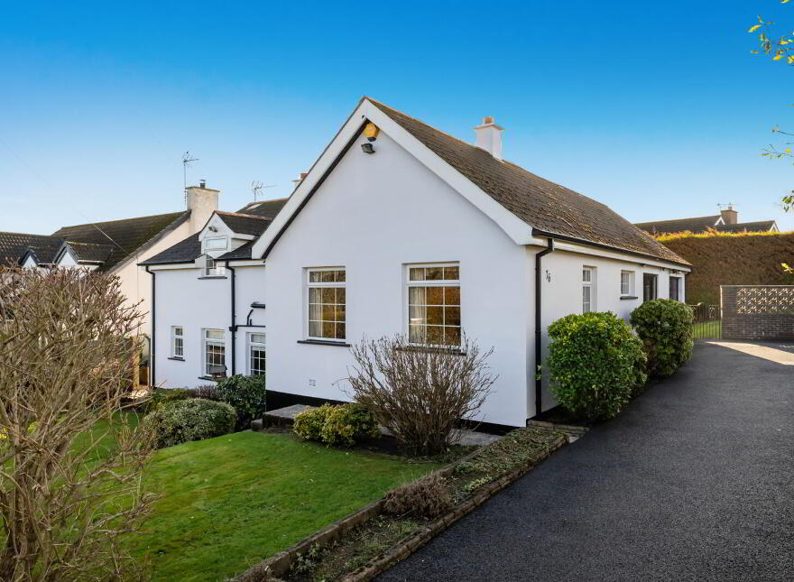 76 Ballymacormick Road, Bangor, BT19 6AD photo