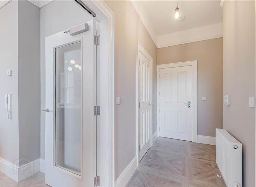 Apt 18 6 Admin House, Lady Ishbel, The Boulevard, Belvoir Park, Belfast, BT8 8SJ