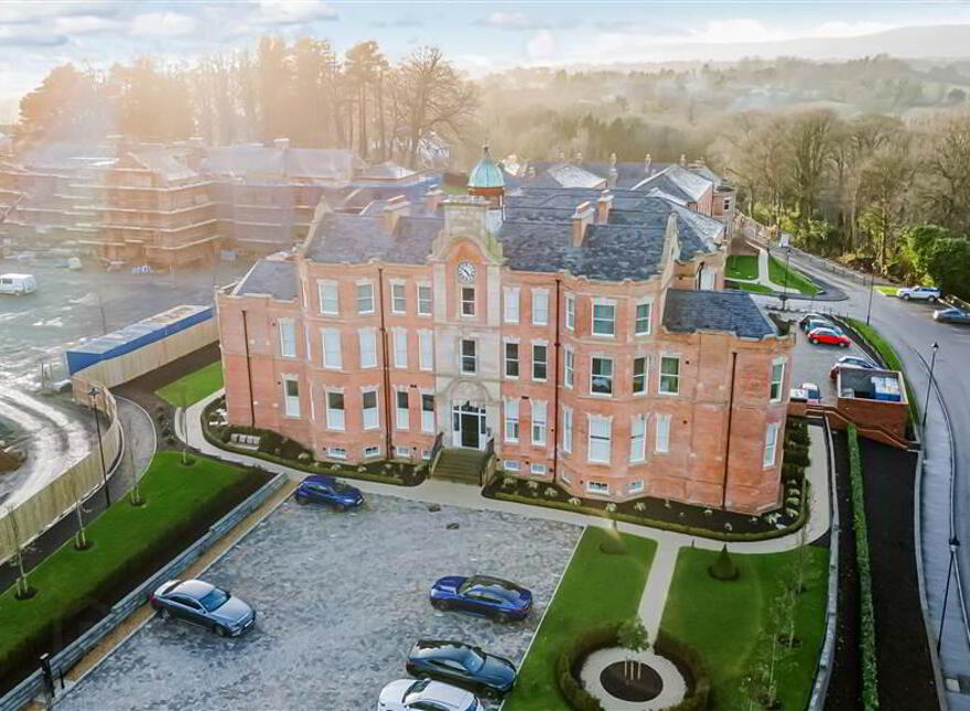 Apt 18 6 Admin House, Lady Ishbel, The Boulevard, Belvoir Park, Belfast, BT8 8SJ