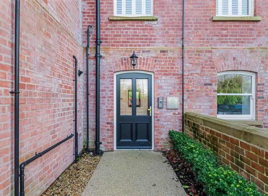 Apt 18 6 Admin House, Lady Ishbel, The Boulevard, Belvoir Park, Belfast, BT8 8SJ