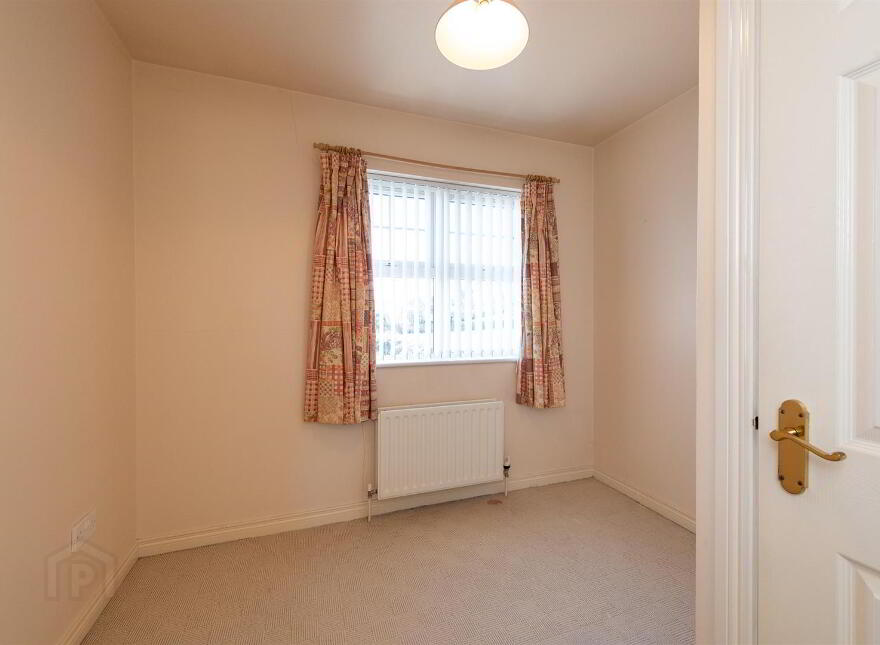 42 Woodvale, Dromore, Dromara, BT25 2JA