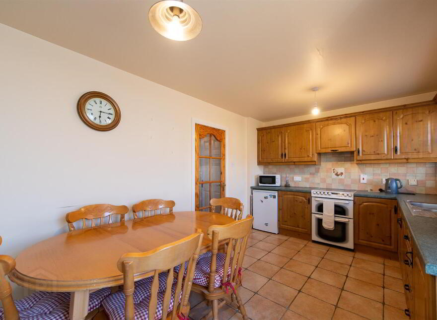 42 Woodvale, Dromore, Dromara, BT25 2JA
