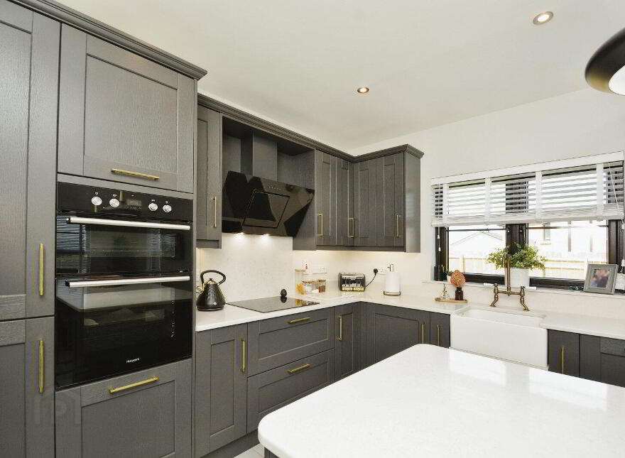 6 Ballymullan Manor, Lisburn, BT27 5WT