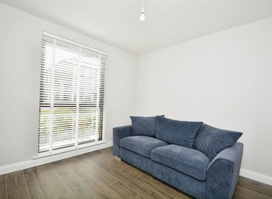 6 Ballymullan Manor, Lisburn, BT27 5WT