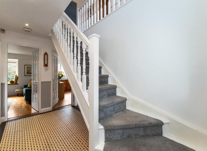 5 Old Quay Court, Cultra, Holywood, BT18 0HT