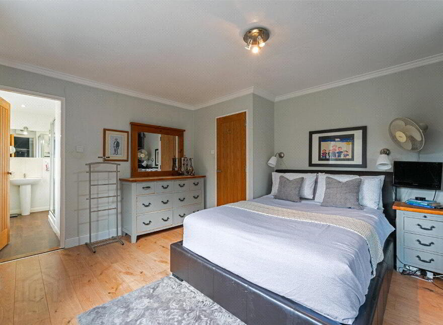 5 Old Quay Court, Cultra, Holywood, BT18 0HT