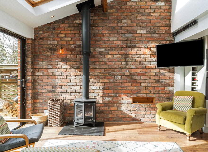 5 Old Quay Court, Cultra, Holywood, BT18 0HT