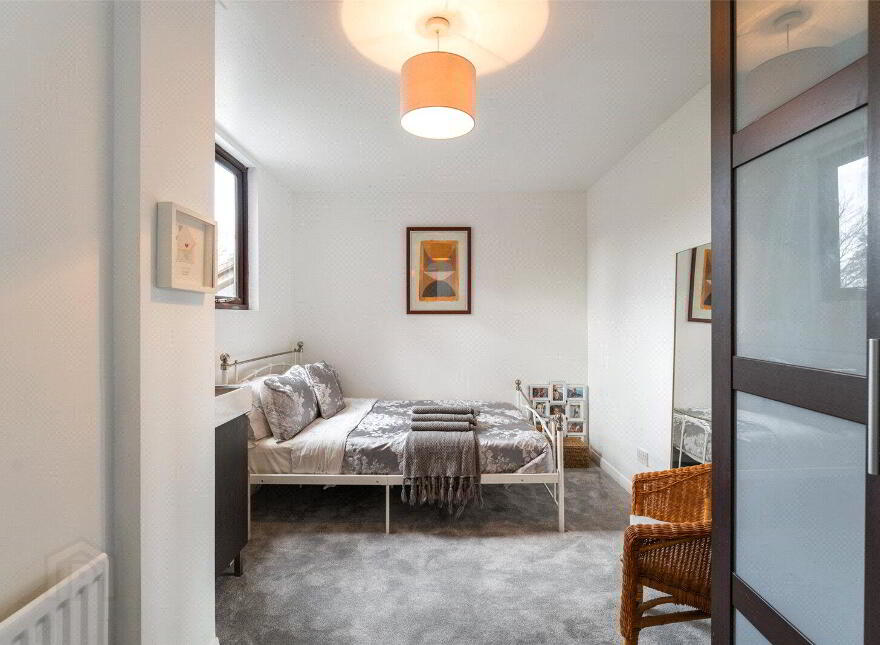 5 Old Quay Court, Cultra, Holywood, BT18 0HT