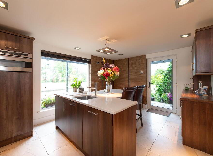 54 Cherryhill Road, Ballynahinch, BT24 8NW