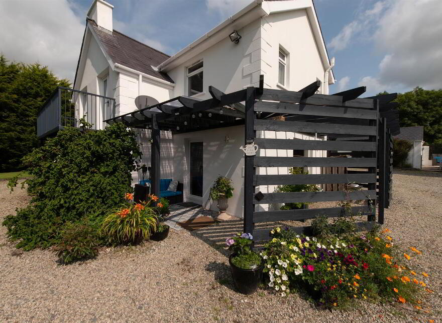 54 Cherryhill Road, Ballynahinch, BT24 8NW