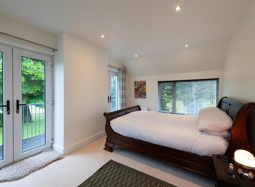 54 Cherryhill Road, Ballynahinch, BT24 8NW