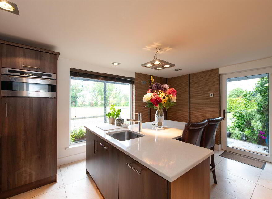 54 Cherryhill Road, Ballynahinch, BT24 8NW
