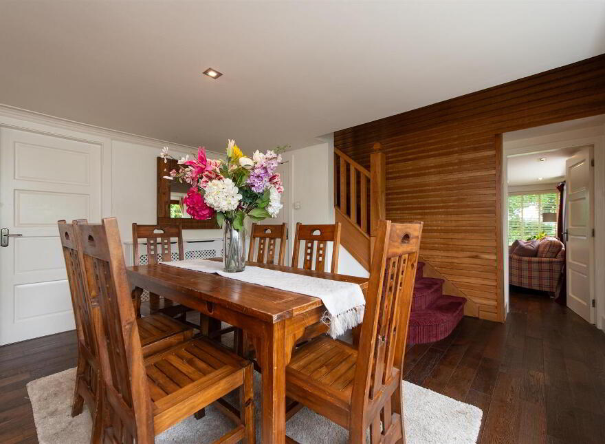 54 Cherryhill Road, Ballynahinch, BT24 8NW
