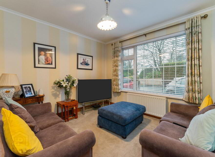 87 Church Road, Holywood, BT18 9BY