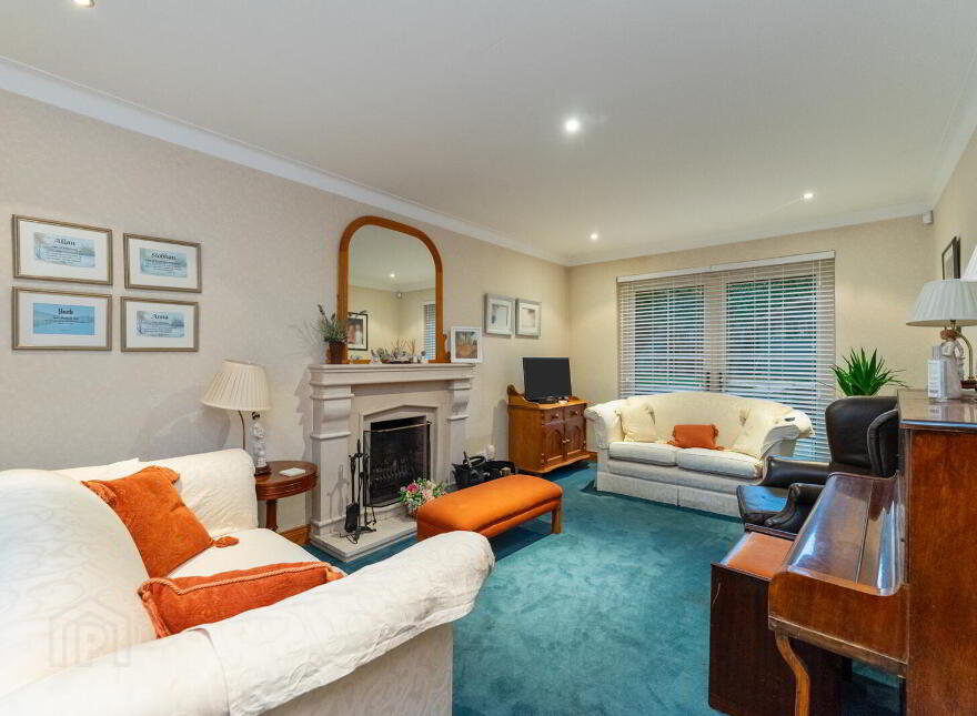 87 Church Road, Holywood, BT18 9BY