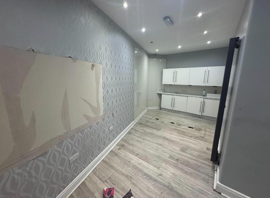42 Carlisle Road, City Centre, Derry, BT48 6JW