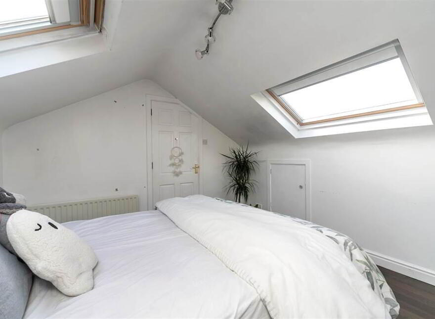 202a Belfast Road, Ballynahinch, BT24 8UR
