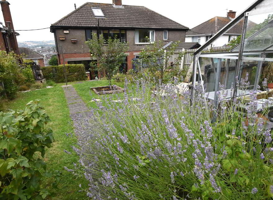 12 Edith Helen Road, Newtownards, BT23 8HG
