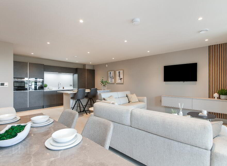 The Deramore, The Residences At Kings Hall, Balmoral Avenue, Belfast Bt9, BT9 6GW
