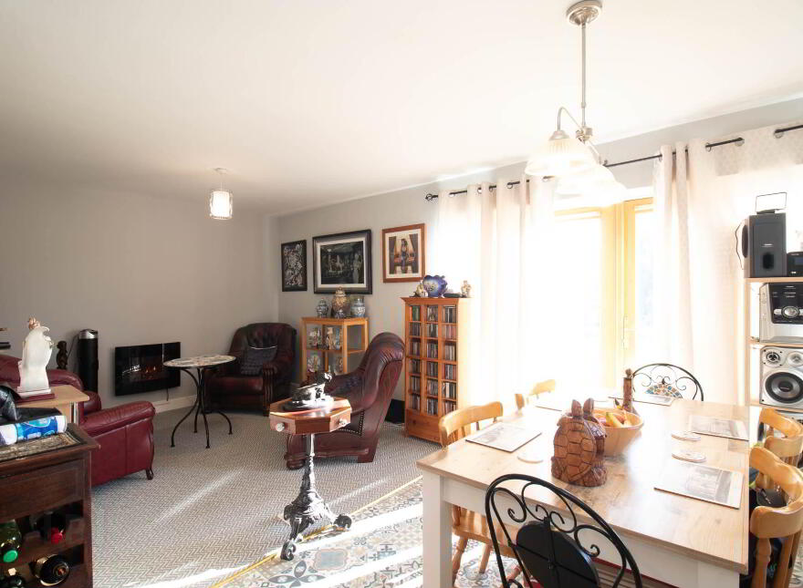 Apartment, Cluain Aoibhinn Court, Swellan Upper, Cavan Town, H12E002