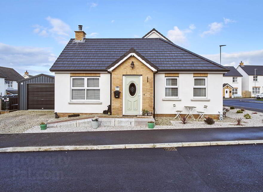 27 Mcbriar Park, Carrowdore, Newtownards, BT22 2UN photo