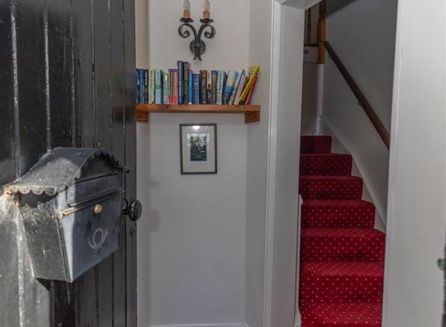 White Gate Lodge, 38 Hilltown Road, Bryansford, Newcastle, BT33 0PZ