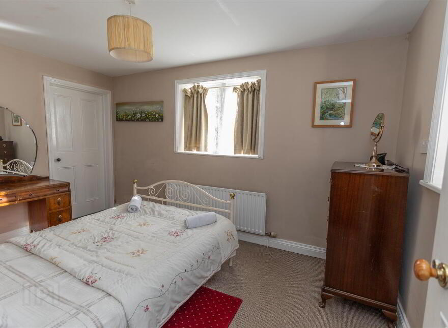 White Gate Lodge, 38 Hilltown Road, Bryansford, Newcastle, BT33 0PZ