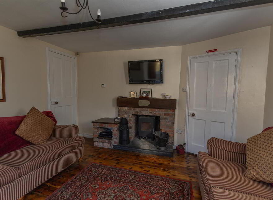 White Gate Lodge, 38 Hilltown Road, Bryansford, Newcastle, BT33 0PZ