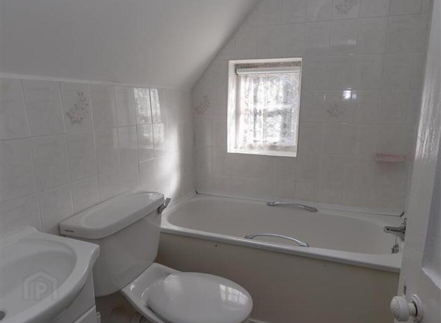 White Gate Lodge, 38 Hilltown Road, Bryansford, Newcastle, BT33 0PZ