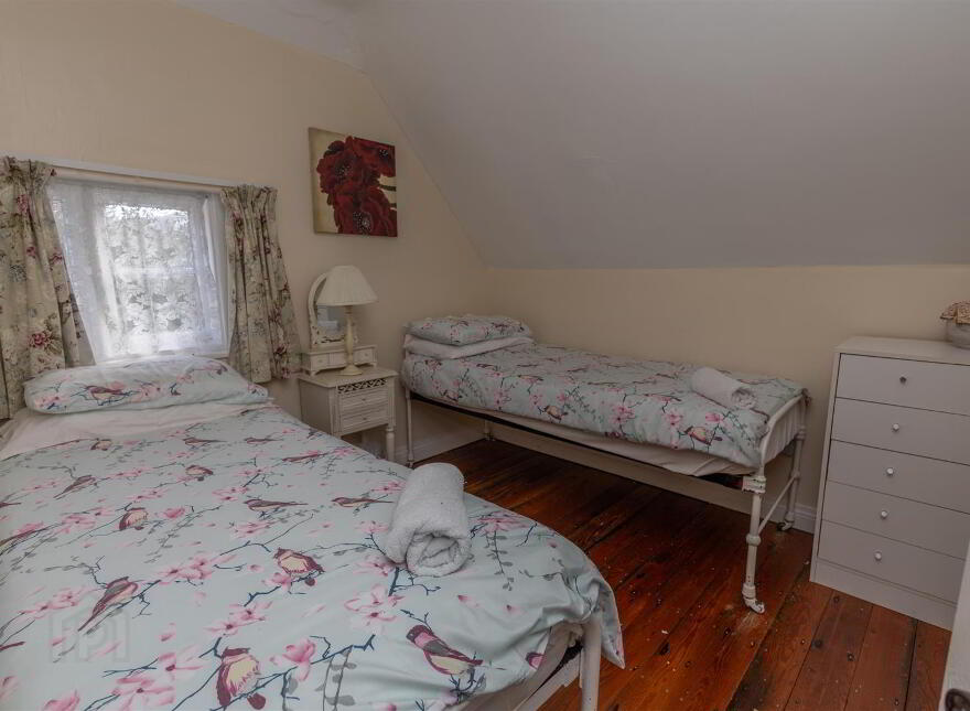 White Gate Lodge, 38 Hilltown Road, Bryansford, Newcastle, BT33 0PZ