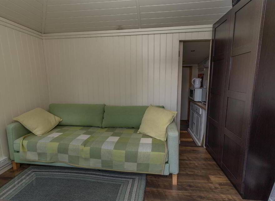 White Gate Lodge, 38 Hilltown Road, Bryansford, Newcastle, BT33 0PZ