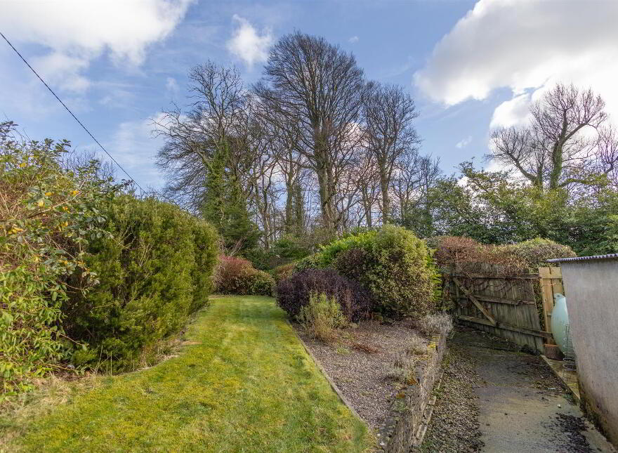 White Gate Lodge, 38 Hilltown Road, Bryansford, Newcastle, BT33 0PZ