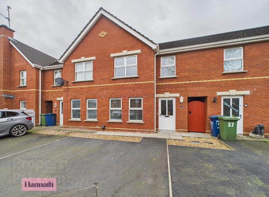 38 Mahon Court, Portadown, Craigavon, BT62 3GE photo