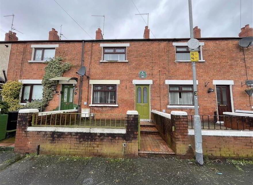 11 Rodney Parade, Belfast, BT12 6EE photo
