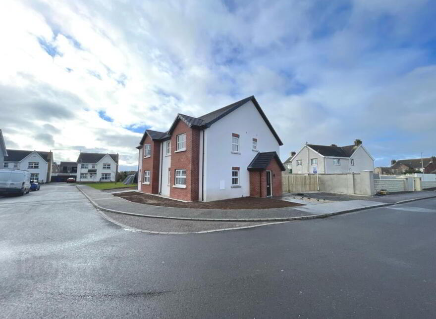 1b Seahaven Drive, Portavogie, BT22 1FB photo