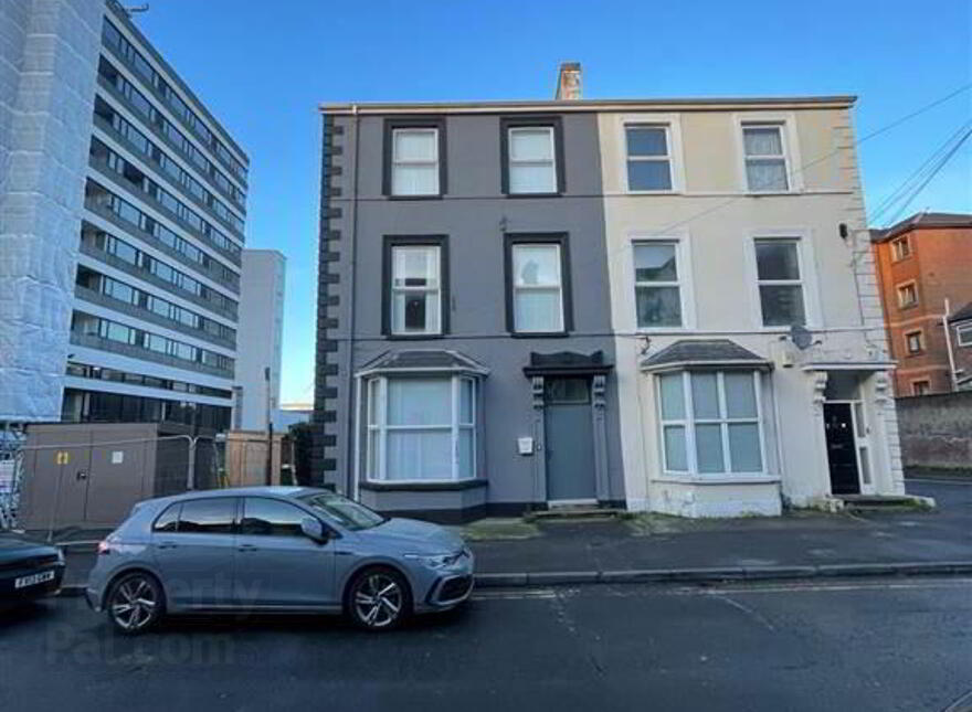 Flat 2, 10 Camden Street, Belfast, BT9 6AU photo