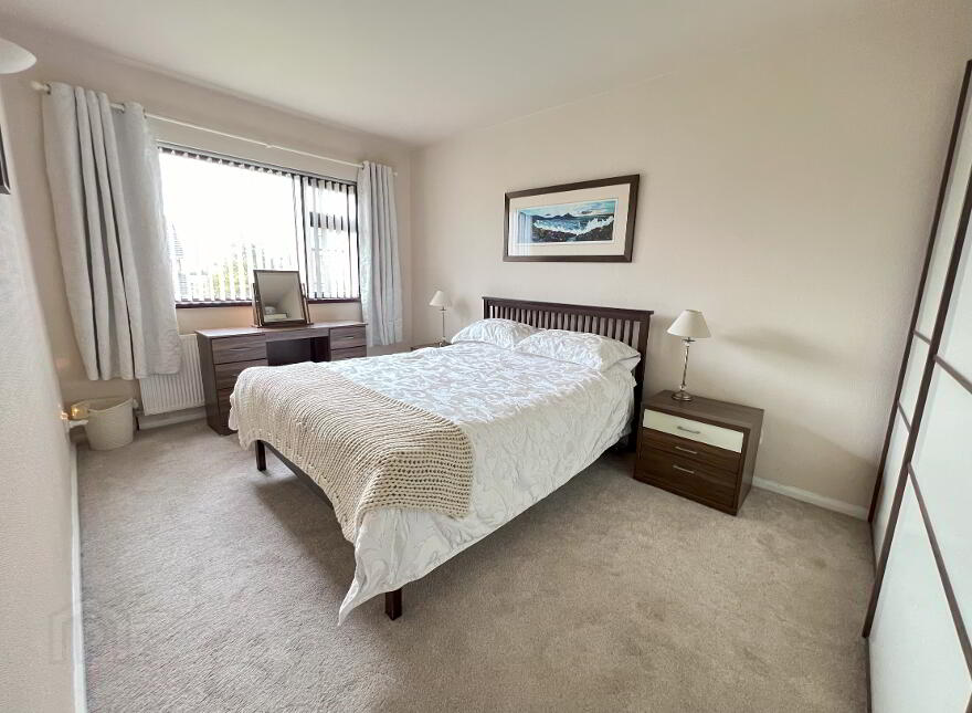 198 Hillhall Road, Lisburn, BT27 5JA