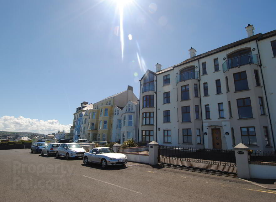 Unit 10, Bath Terrace, Portrush, BT56 8FJ photo