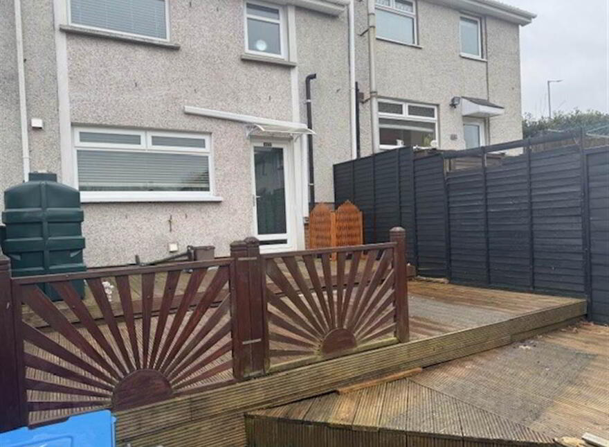 17 Rosneath Gardens, Dundonald, Belfast, BT16 1UN