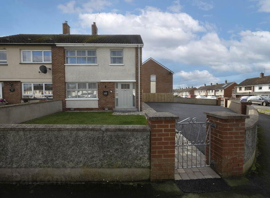 36 Parknasilla Way, Aghagallon, Craigavon, BT67 0AU photo