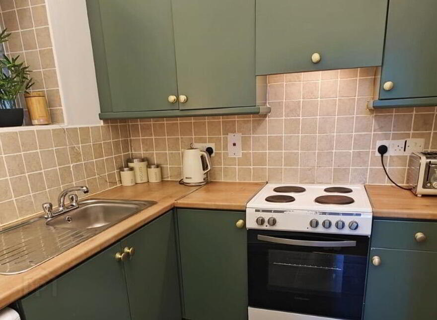 Apt 37, 48 Rossmore Drive, Belfast, BT7 3LA