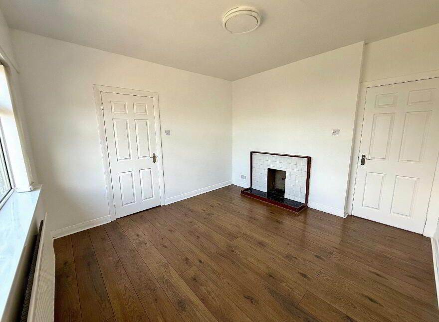 55 Glen Road, Derry, BT48 0BY