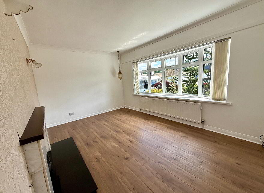 55 Glen Road, Derry, BT48 0BY
