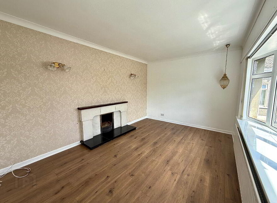 55 Glen Road, Derry, BT48 0BY