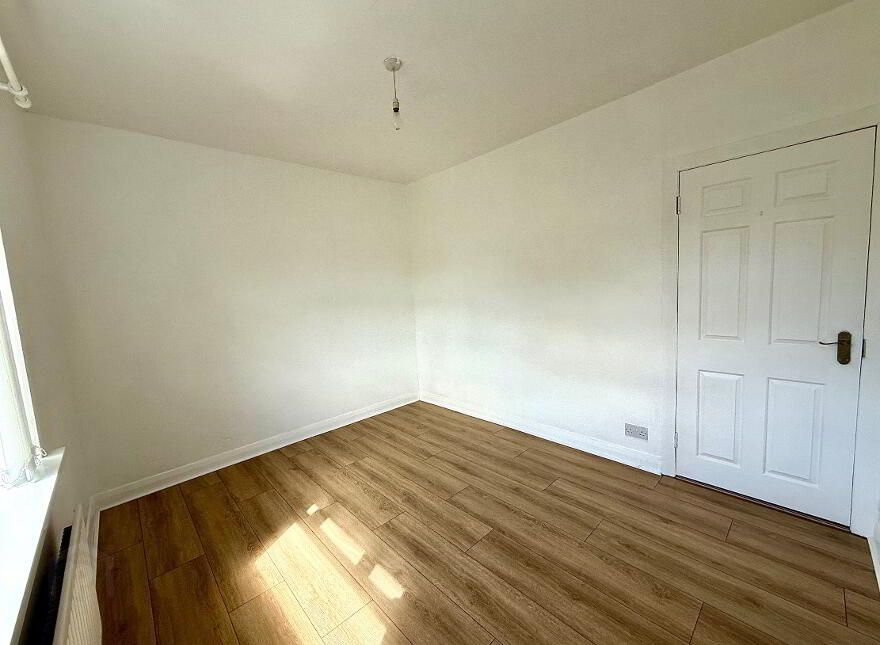 55 Glen Road, Derry, BT48 0BY