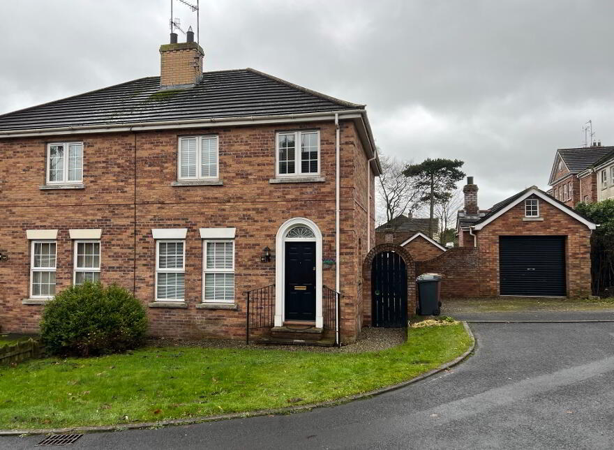 27 Summerhill Brae, Banbridge, BT32 3LS photo